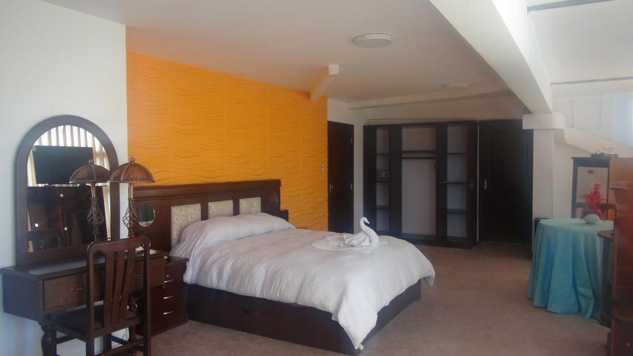 Hotel Alexander Ла-Пас Экстерьер фото